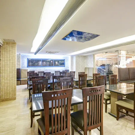Hotel Mayur Отели рядом с достопримечательностью «Рынок Садар-Базар»