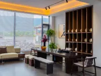 Amanjing • Rizhao Jinshan • Snow Peak | Yunjing Panoramic Manor (Baisha Old Town) Hotels in Yulong