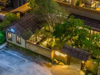 Floral Hotel· Wuye Youshe · Designer Art  Hotel (Wuyuan High-speed Railway Station Branch)
