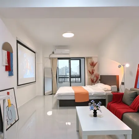 Muhe Zhixia Homestay (Fuzhou North Railway Station Area Wusi Road)