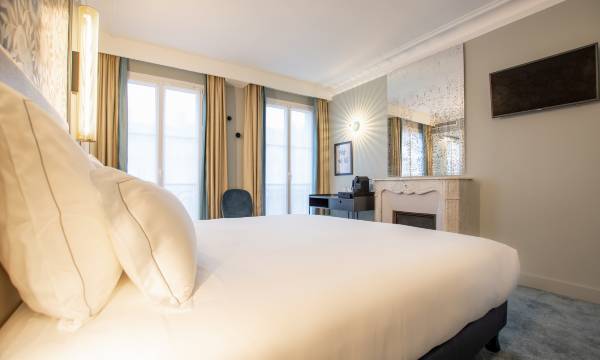 Elsa, Hotel Paris by Collection Vesper