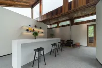 Yepian Meiduo Leaf Bloom Snowy Region Healing Homestay - bar