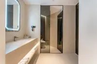 V5 E-sports Hotel (Chengdu Chunxi Road) -  Gaming & Esports