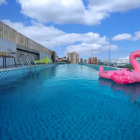 Lingshui Yicheng Hotel