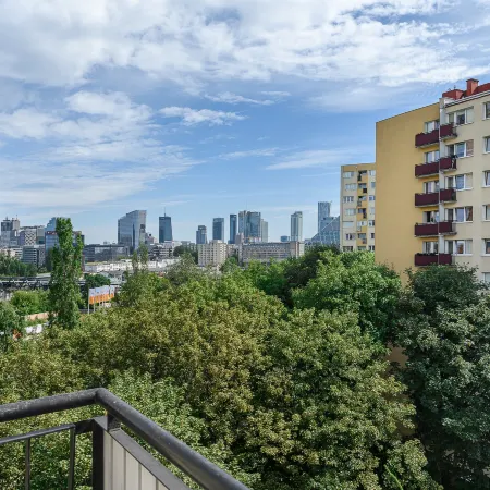 Lumina 3-rooms Apart near the Główna Train Station