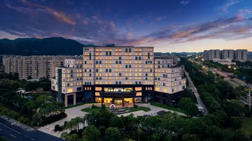Duogao Mixiang Dujia Hotel (Ningbo Xiangshan Passenger East Station Xiangshan Port Road)