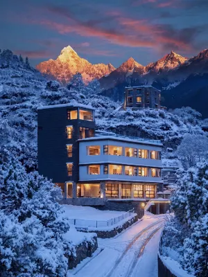Zuowangshan Z·EPHON Luxury Homestay (Mount Siguniang Scenic Area) - 3つ星