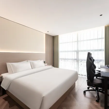 Monster Esports Hotel