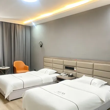 Changge Yifei Business Hotel