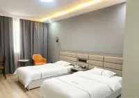 Changge Yifei Business Hotel - 2 ดาว