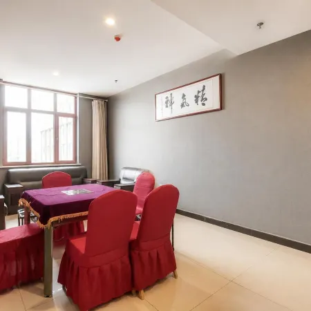 Elan Hotel