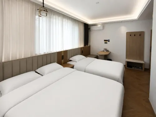 Hancheng Smart Homestay (Guangfu Ancient City) - 발코니