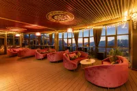 Heaven Gate O Quy Ho Sapa-Free Entry & Himalaya Salt Sauna - bar
