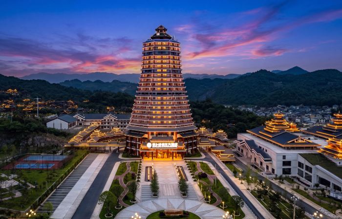 DONGXIANG LN DONGFANG HOTEL