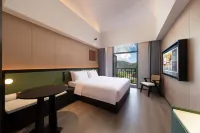 Fairyland Hotel (Lushan Guling Street) - WiFi