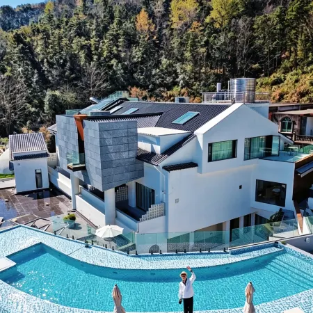 At The Moment Resort By Jingdezhen