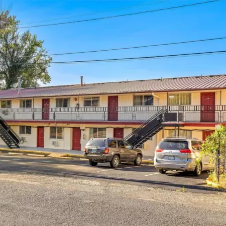 Stonebridge Inn & Suites Gresham, OR - Portland