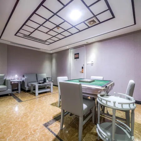 HEYSTON Hotel (Dongguan Zhangmutou) Отели рядом с достопримечательностью «Железнодорожная станция Чжанмутоу»