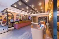 Manqu Hotel (Xizhimen Finance University Zoo Branch) - Uima-altaat