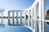 Shanghai Mars Island Leisure Resort - Infinity Pools