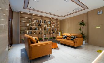 Ronghua Hotel (Wuxi Nanchang Street Nanchan Temple)