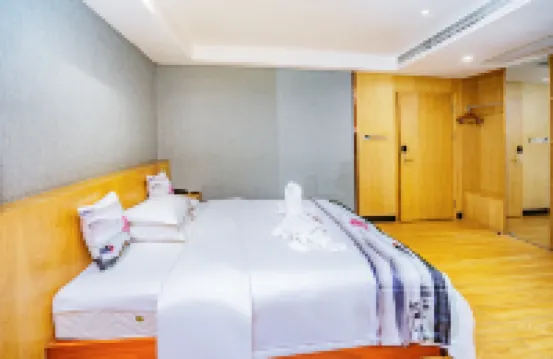 โรงแรม นิวเวิลด์ (เมืองโบราณกันโจว สำนักงานเทศบาลเมืองจี๋โซ่ว)