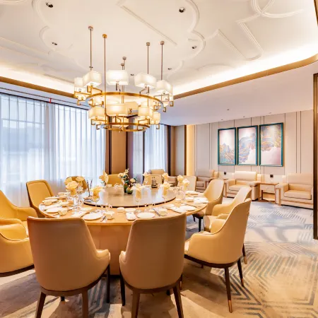 Ordos Taihua Langjing Hotel