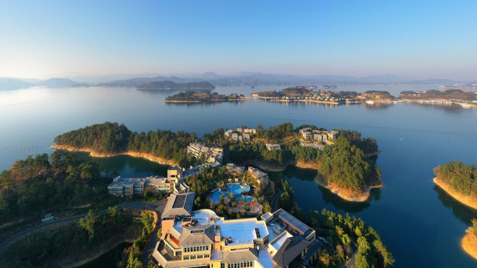 Bright Resort