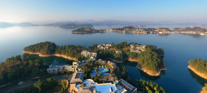 Bright Resort Hotels in Jiande