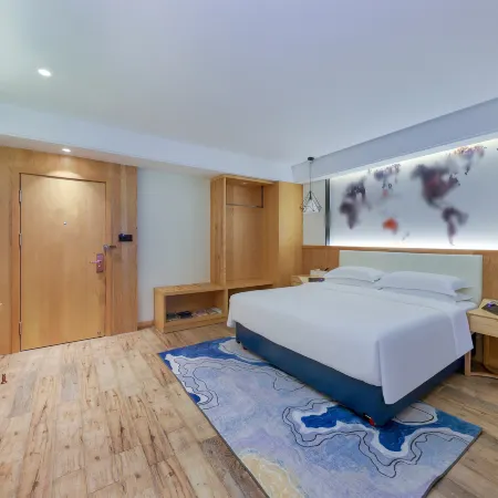 Tangdao Hotel (Xi'an Zaohe Subway Station Sanqiao Branch) Отели рядом с достопримечательностью «Горячая Источники Большого Цзян»