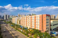 Kunming Lianqin Hotel (Xicheng Times Mianshan Subway Station Branch) Hôtels à proximité de : Yunnan Sanxin Industry Technical Institute Kunming Campus