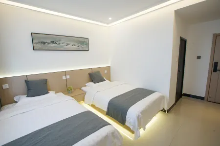 Bingmayong Qintang Inn Отели рядом с достопримечательностью «Terra-Cotta Warriors No. 2 Pit»