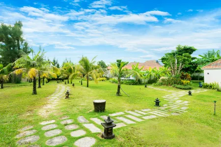Mercury Phu Quoc Resort & Villas Отели в г. Фукуок