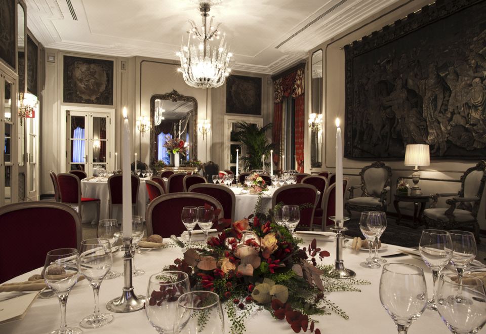 3. 그랜드 호텔 에..