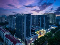 Qingdao North Railway  Atour Hotel Hotels near Shuanghui Longdahua Market