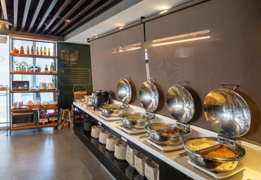 체인 호텔 - 동먼