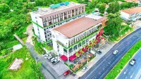 โรงแรมตูร์ เดอ ภูเก็ต โรงแรมใกล้โรบินสันไลฟ์สไตล์ ถลาง (ภูเก็ต)