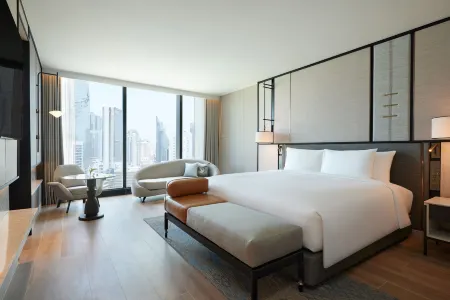 dusitD2 Samyan Bangkok Отели рядом с достопримечательностью «Wat Mai Phiren»