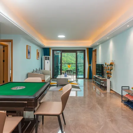 Yumi Hot Spring Holiday Apartment (Enping Didu Hot Spring Shop)