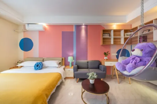 蔓菲主題公寓（梅州萬達廣場店）