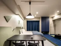 سيكشين ال كوراماي Hotels near محطة كاندا