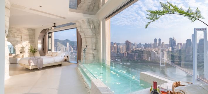 YOLO Skyline Riverview Designer Hotel (Chongqing Jiefangbei Hongyadong Branch) Hotels in Chongqing