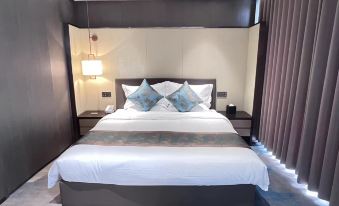 HEZHENG  HOTEL