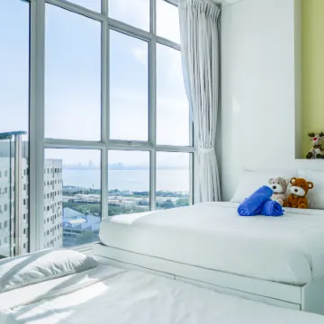 Straits Garden Hotel Deluxe Suites Hotels near Karpal Singh Drive