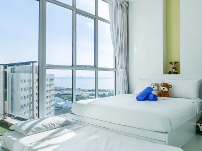 Straits Garden Deluxe Hotel Suites