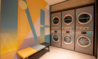 Ni Hao Hotel (Wuhan Tanhualin Wushengmen Subway Station)