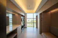 Yuewutong Hotel (Xuchang Cao Wei Ancient City Fat Donglai Renmin)