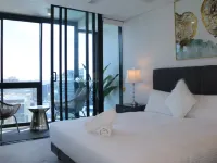 Kooii Apartments Hotels near Queensland Treasury