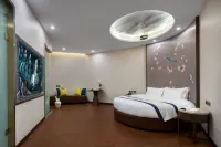 Yilan Zunpin Hotel