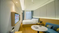 โรงแรมดอร์ฟี่ (ถนนเส้าหยาง) - 3 ดาว